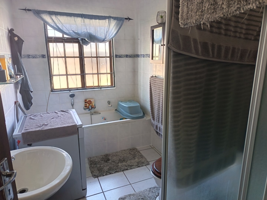 3 Bedroom Property for Sale in Heather Park Western Cape